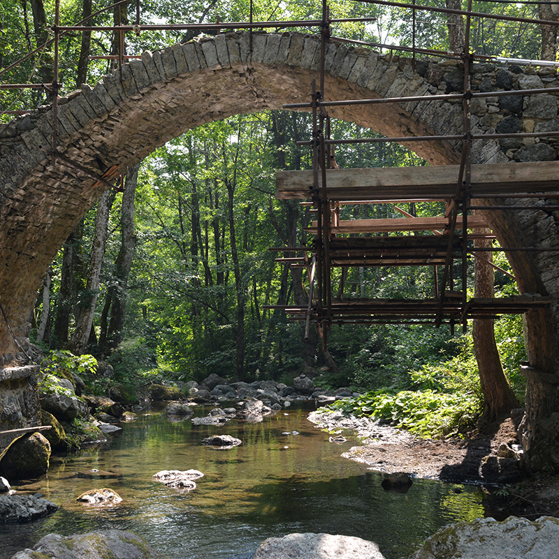 Ponte_torrente_Pescia
